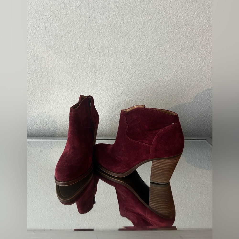 Lucky Brand leather booties sz 7 women